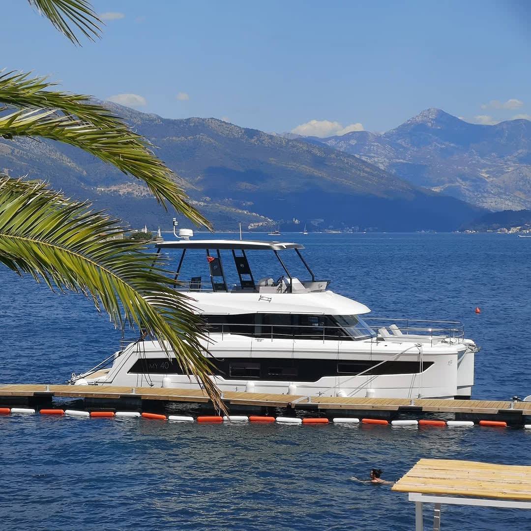 MeYachts photo 6