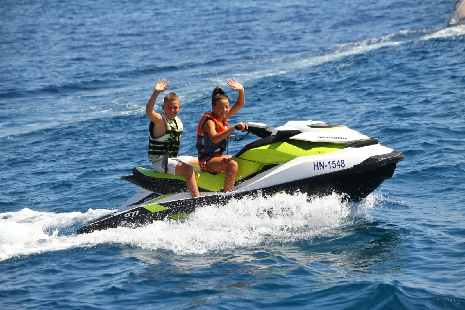 Rent a Jet Ski Club Alibaba photo 2