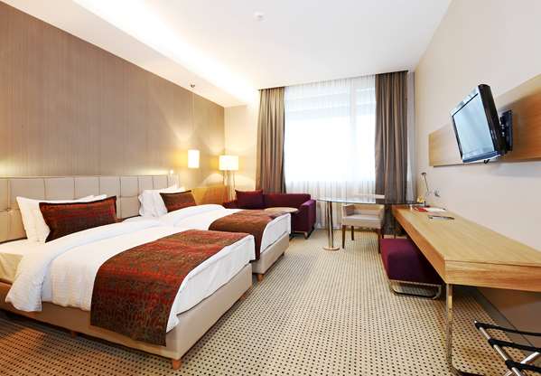 Ramada by Wyndham Podgorica photo 1
