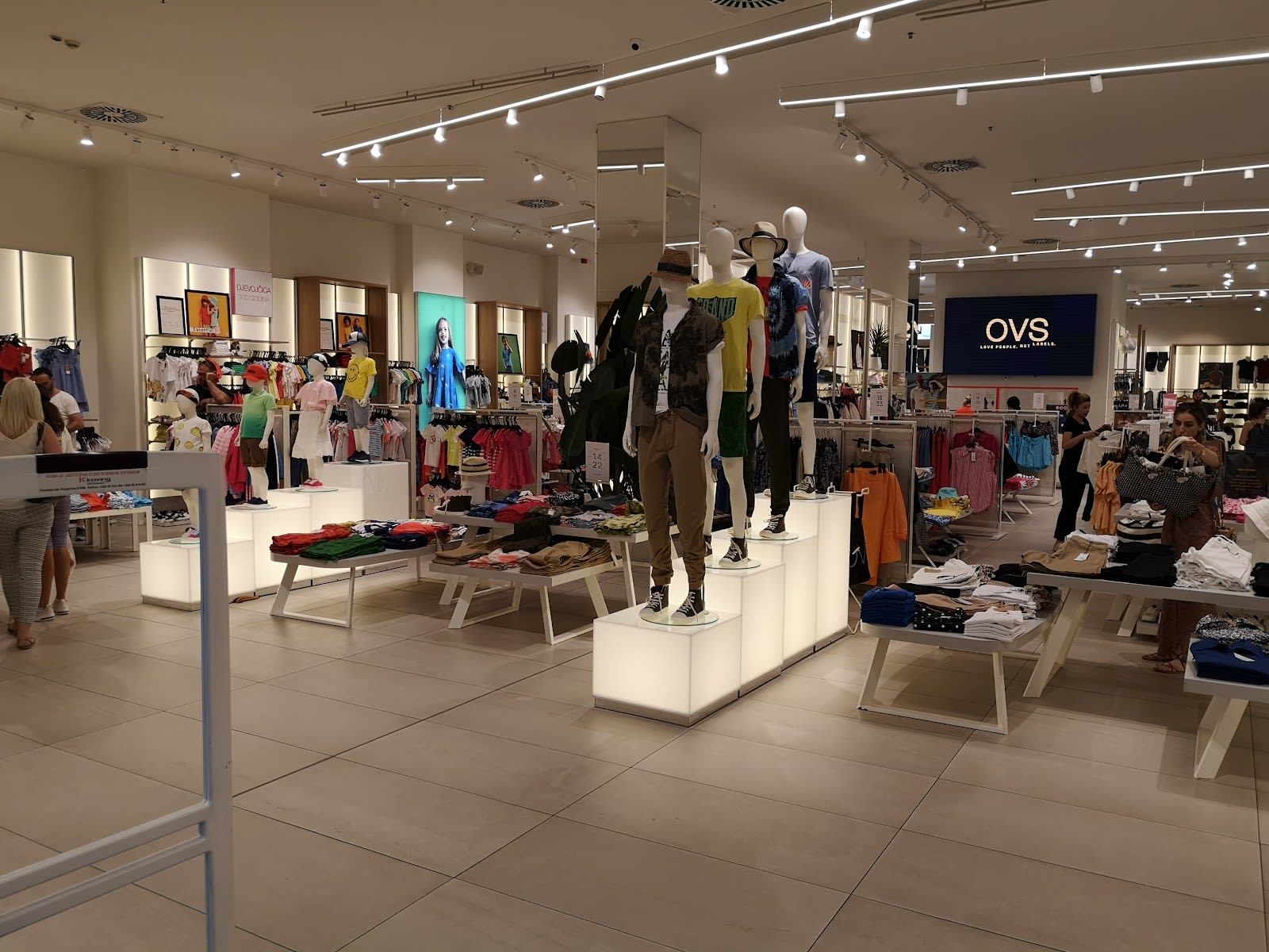 BIG Fashion Podgorica photo 3