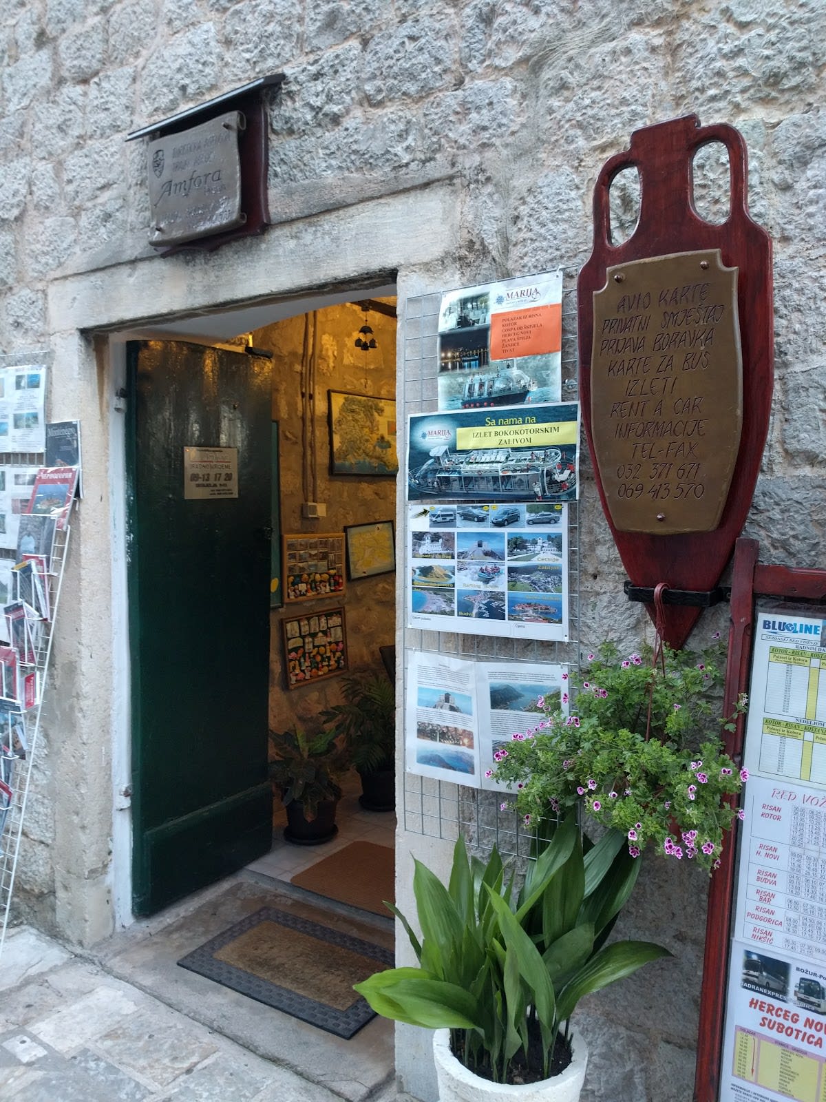 Turistička Agencija Amfora Risan photo 9