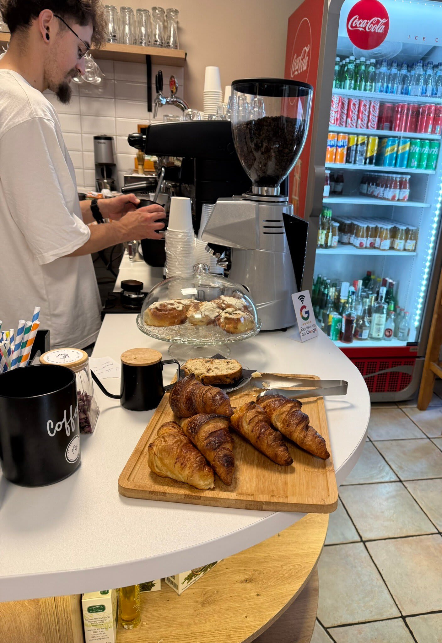Hummus Croissant