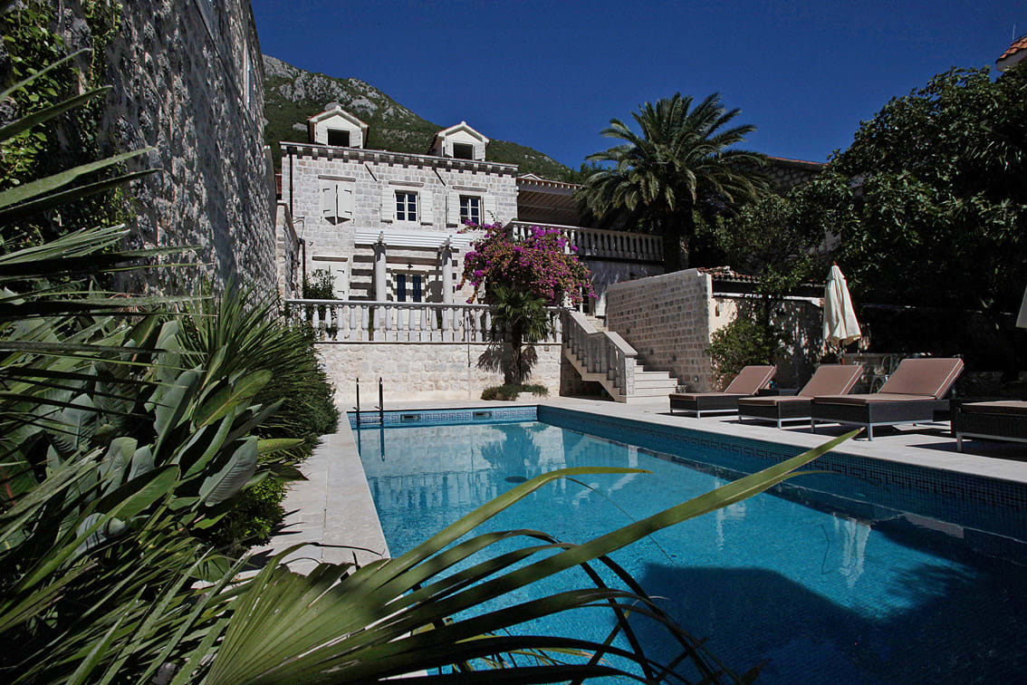 Resido Montenegro Real Estate photo 3