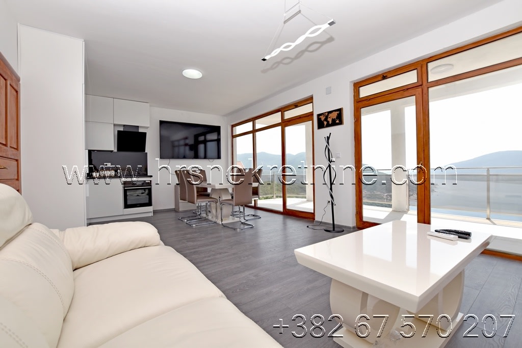 HRS Nekretnine photo 3