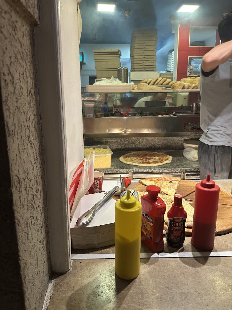 Contact Fast Food photo 5