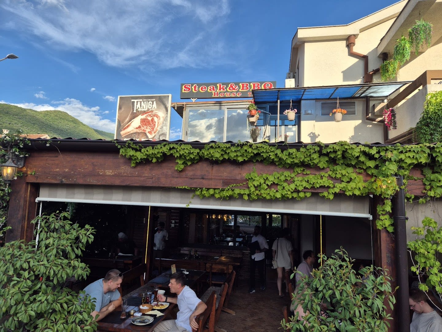 Steak & BBQ House Tanjga photo 2