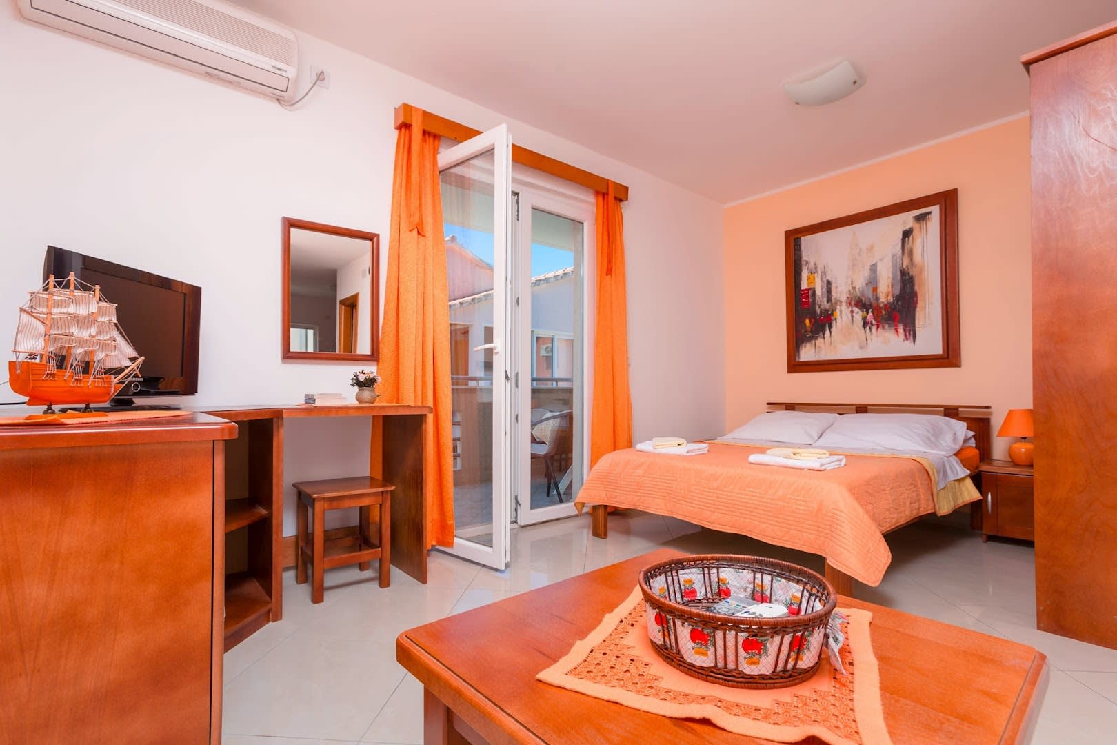 Rosic Apartments photo 1