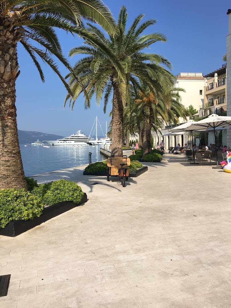 Riva Guesthouse photo 5