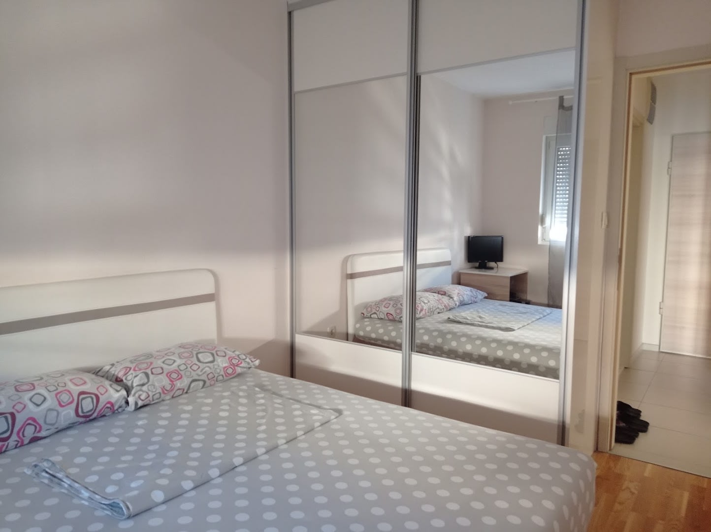 Guest House Mikeli photo 1