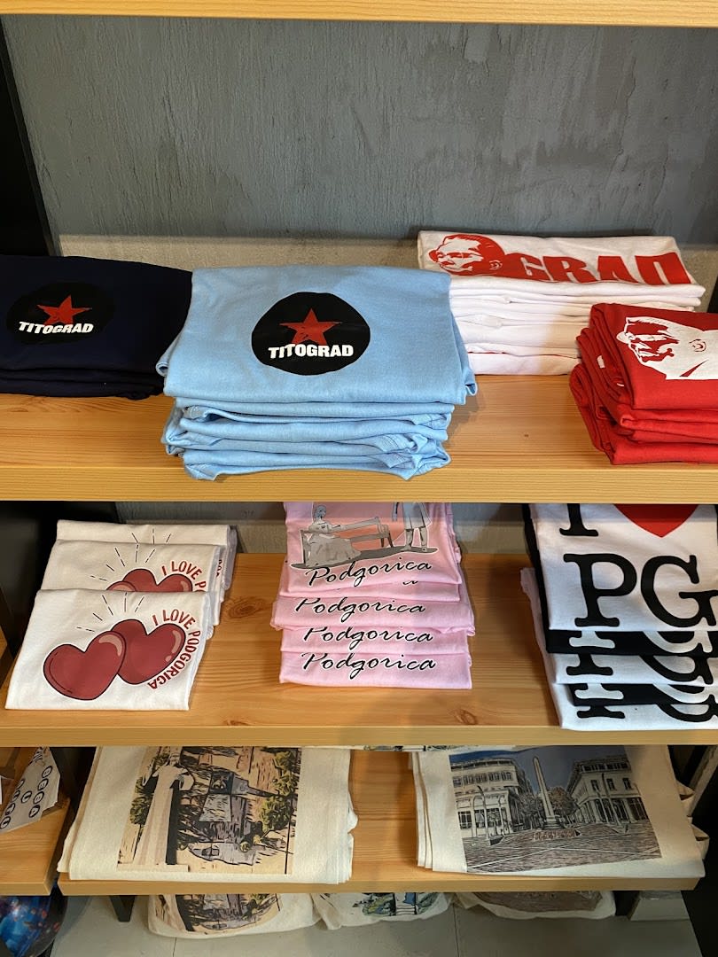 PG District Souvenir photo 3