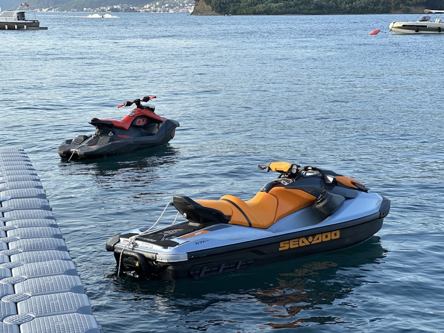 Jet Ski Boka Rental photo 4