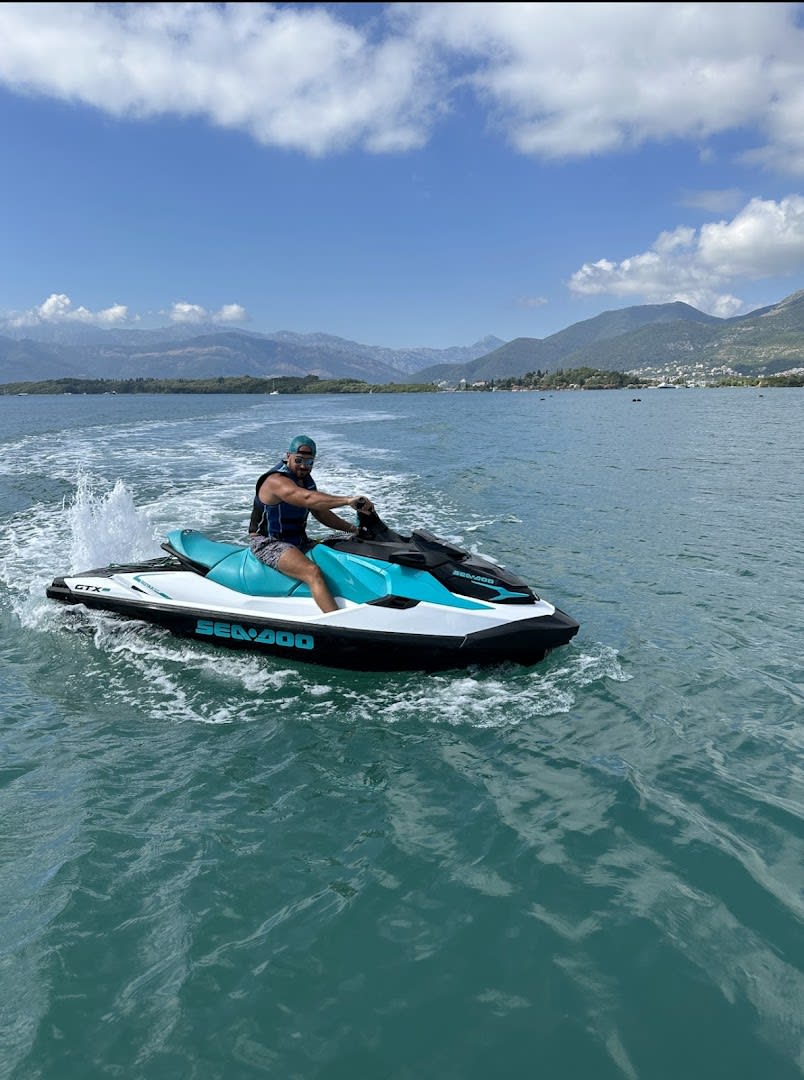 Rent-a-Jet Ski photo 2