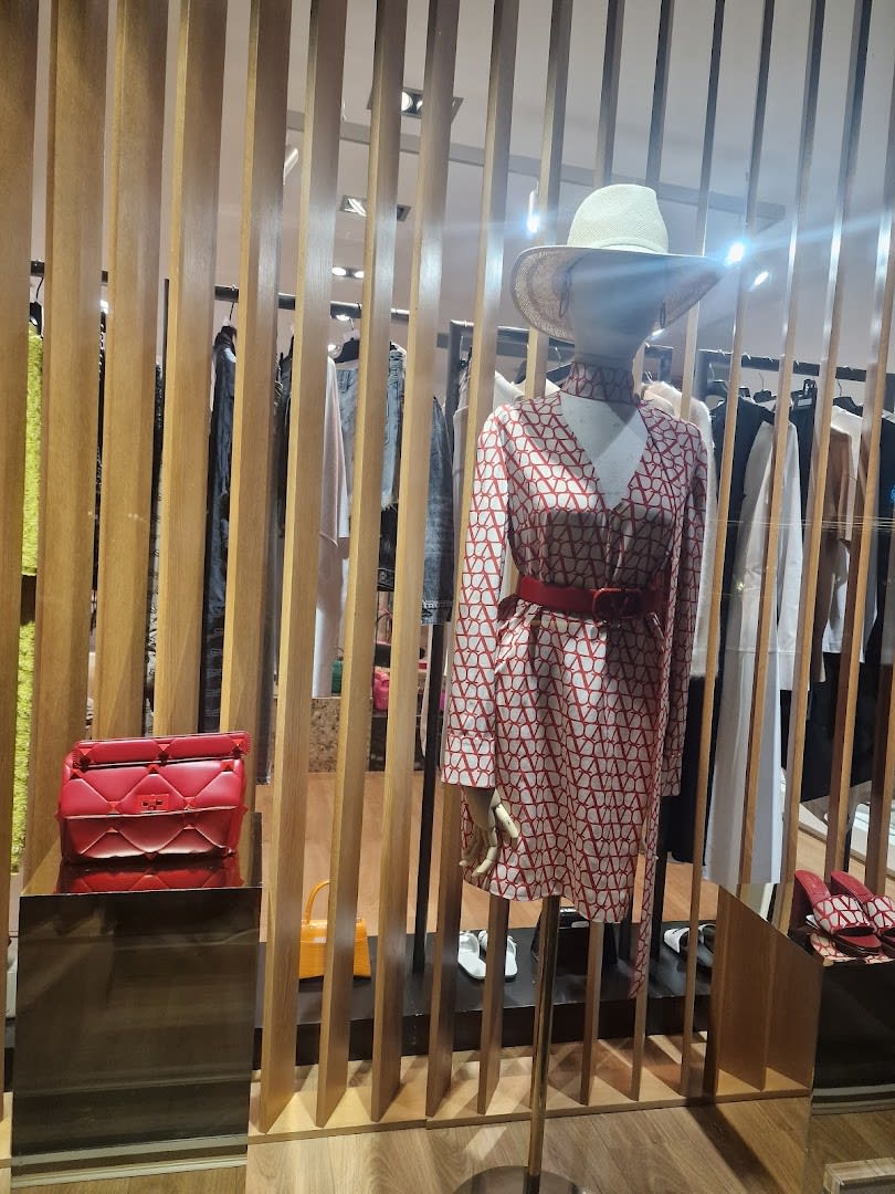 Fashion Gallery photo 8