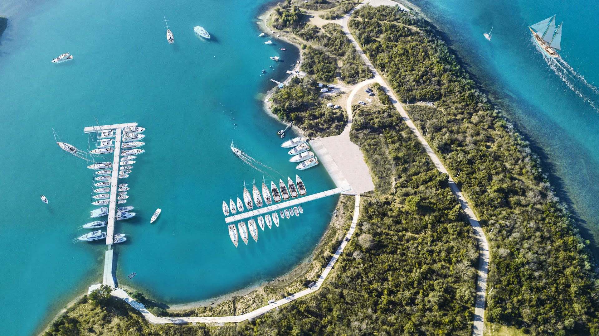 Airport Marina Tivat photo 9