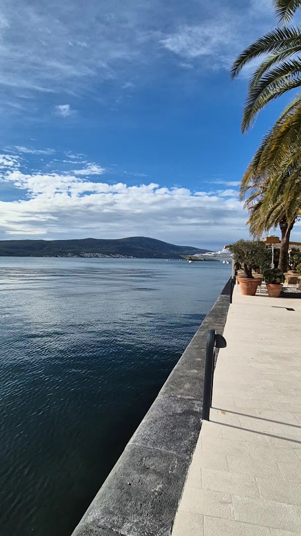Tivat Marina photo 1