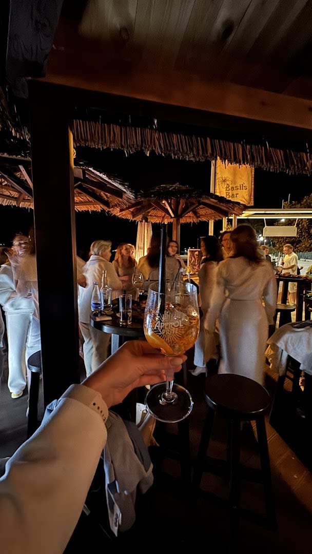 Basil's Bar photo 5