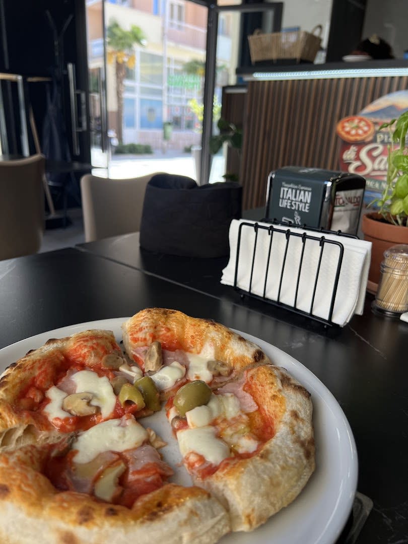 Pizzeria Di Salvatore photo 4