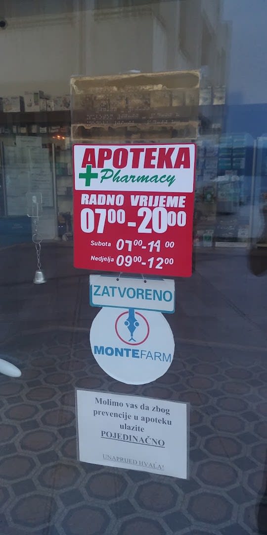 Montefarm Pharmacy Riva photo 4