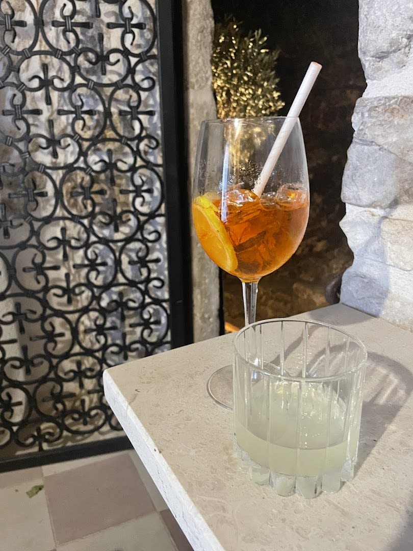Trendy Cafe & Shop photo 3
