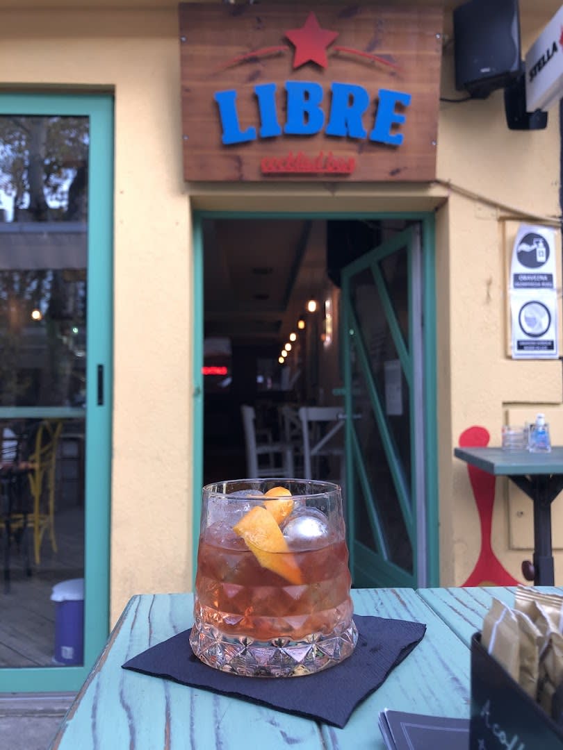 Libre Cocktail Bar photo 4