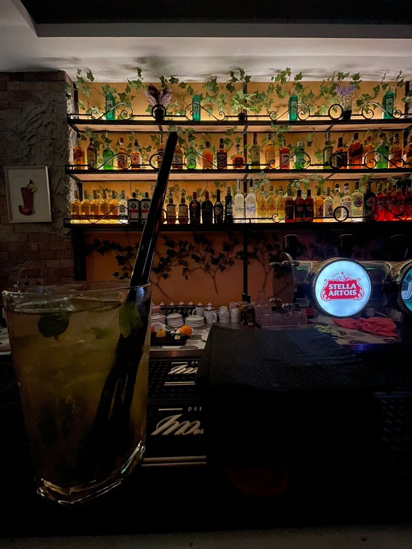 Libre Cocktail Bar photo 6