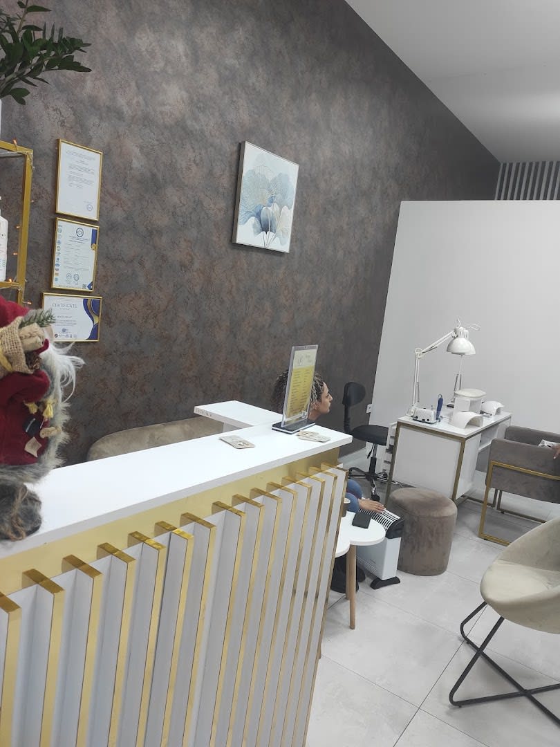 MB Hair and Beauty Center photo 3