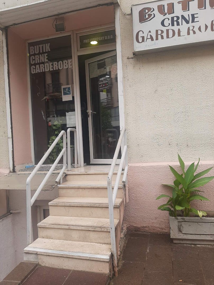 Butik Crne Garderobe photo 3