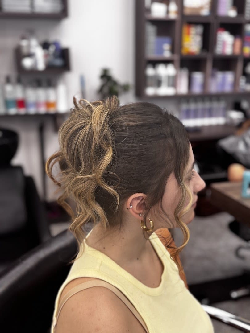 FEM Hair Studio photo 2