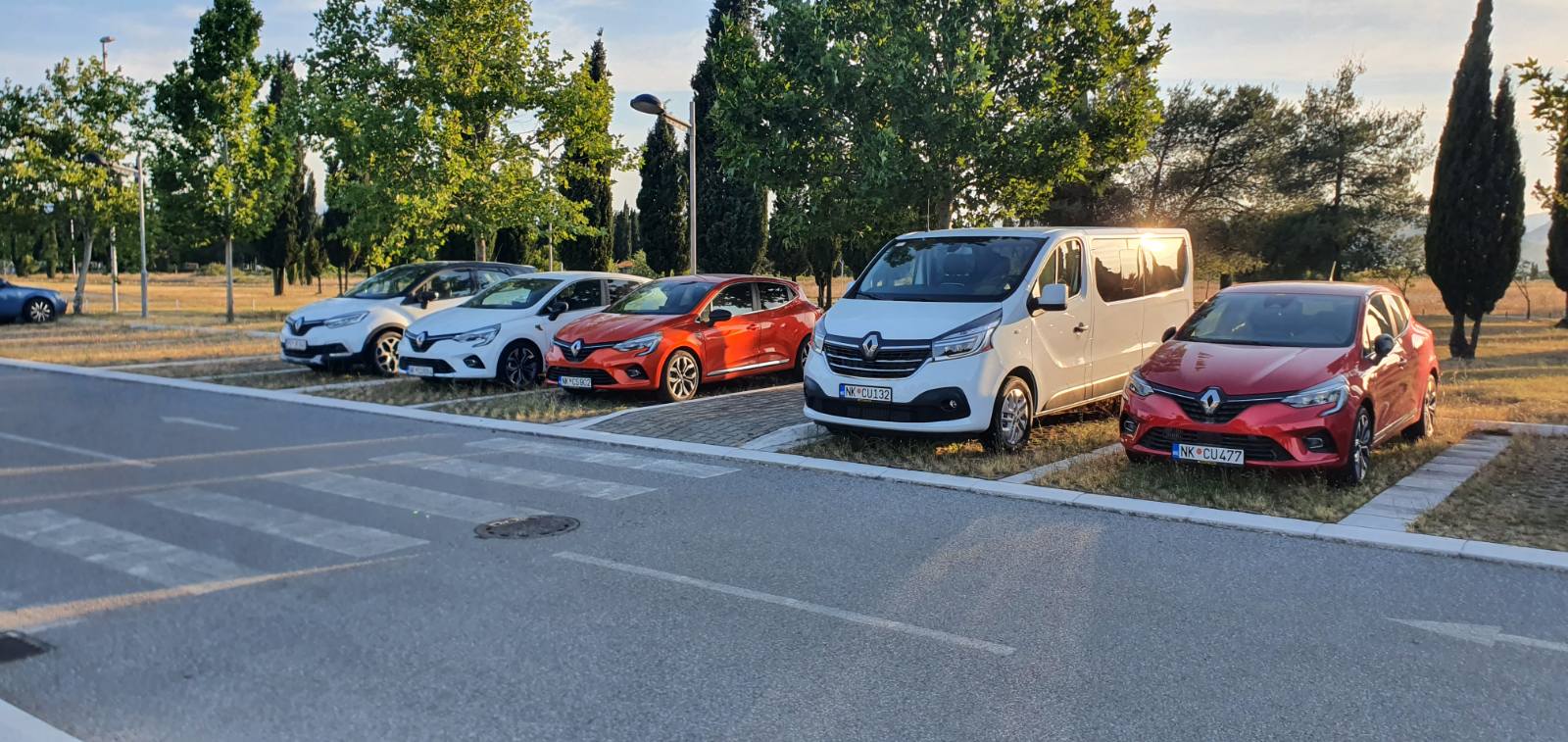 Renault Rent A Car photo 6