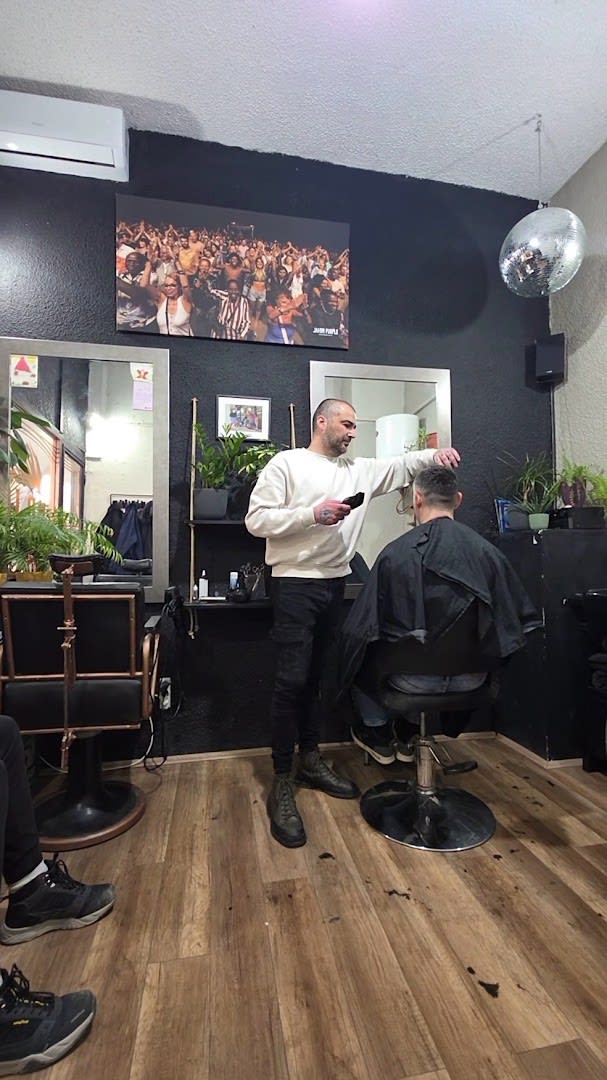 Frizerski Salon Blok photo 1