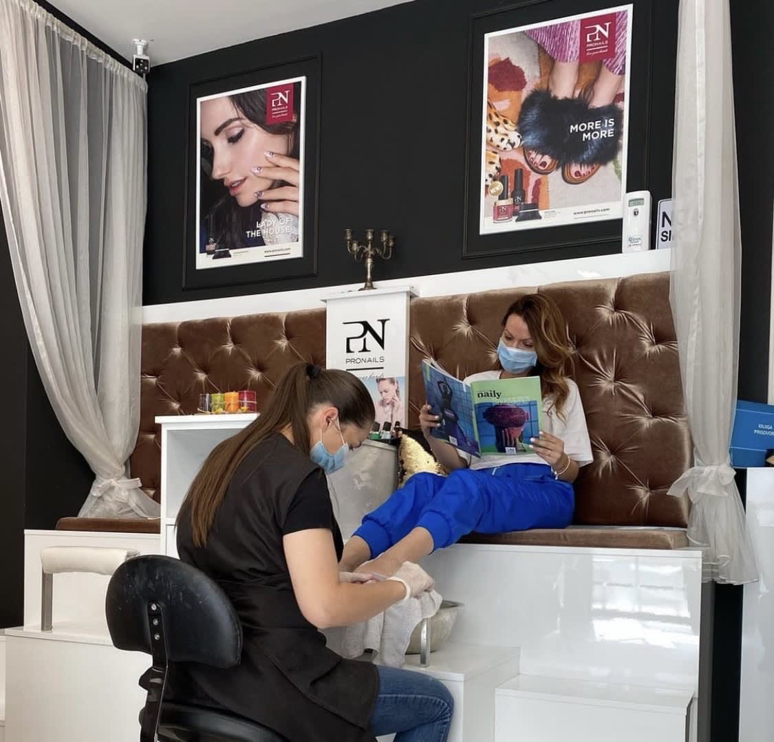 Pronails Premium Salon photo 2