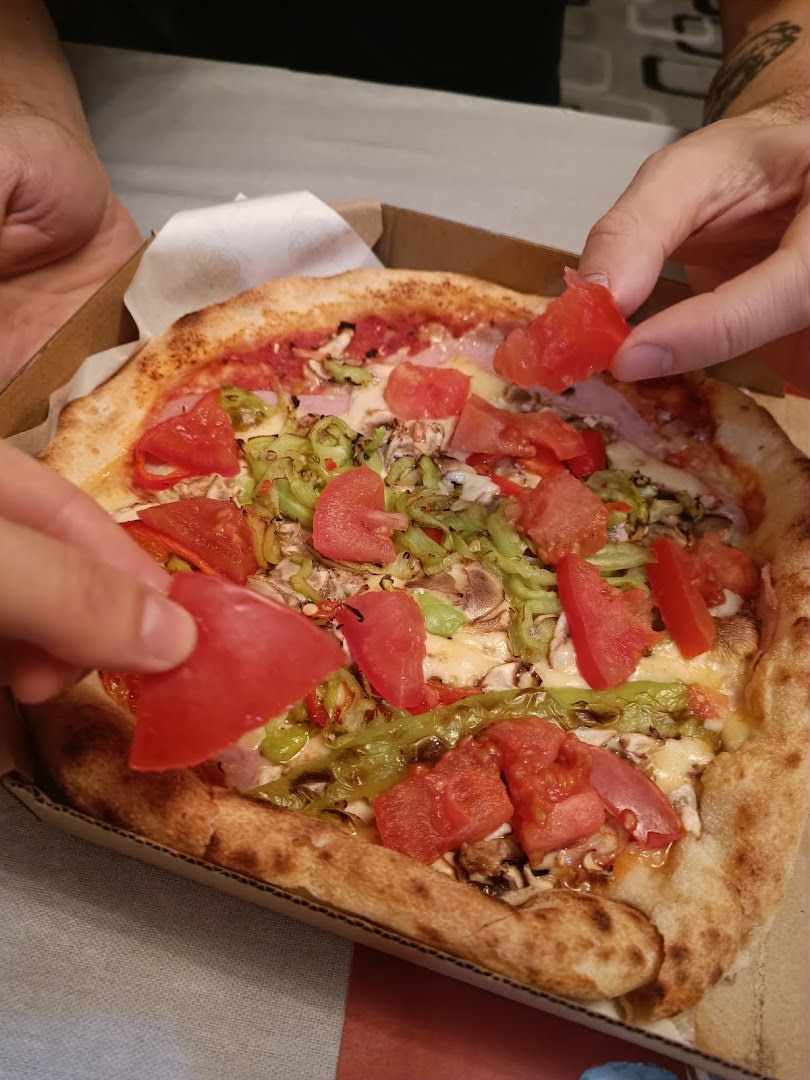Pizza Cut photo 7