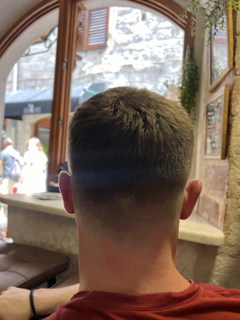 Compa Hair Salon photo 3
