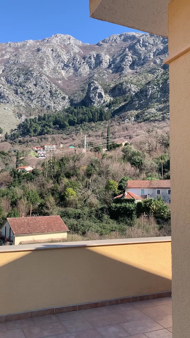 Villa Risan Apartments photo 1