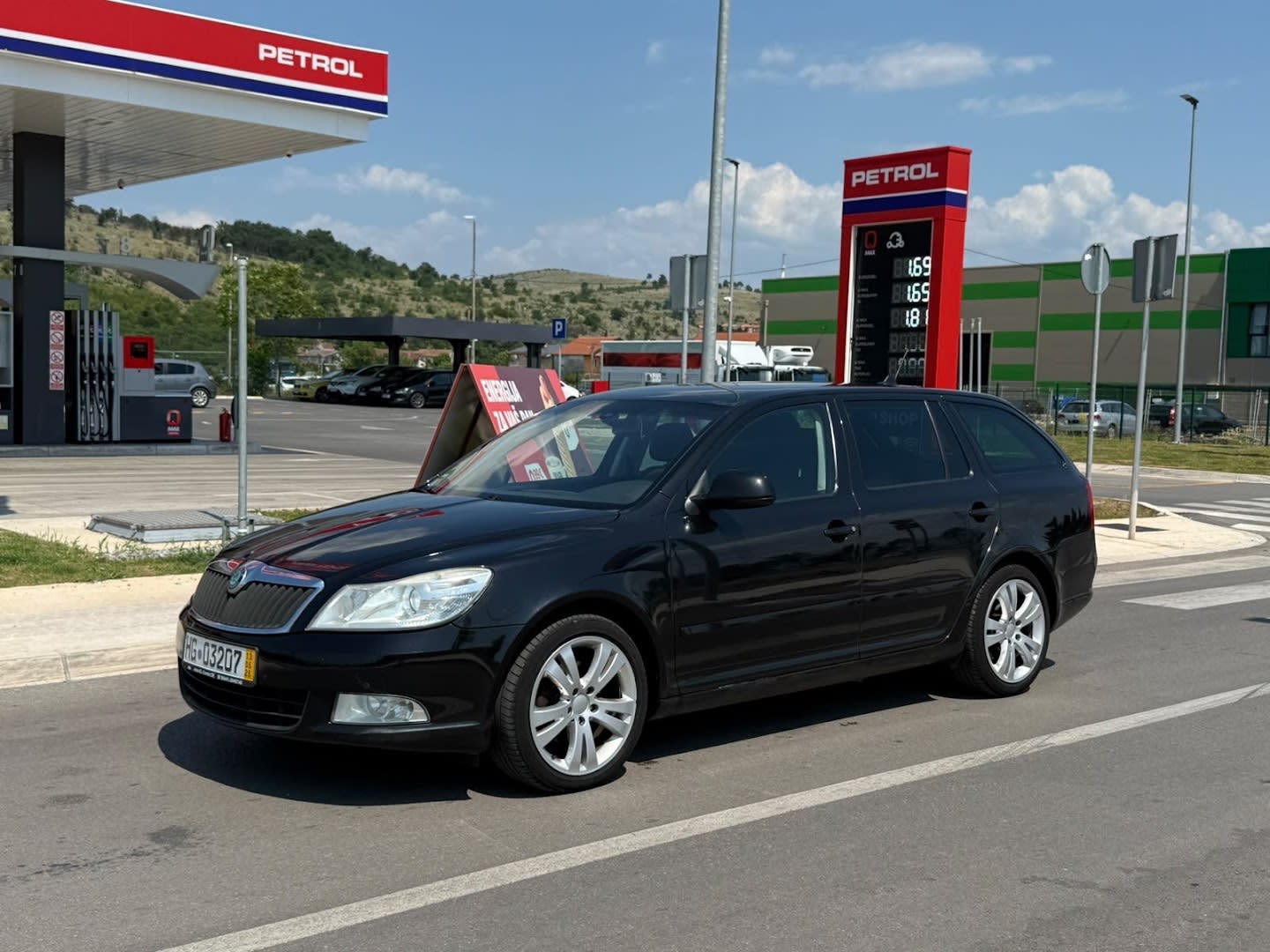 Elektra Rent A Car photo 4
