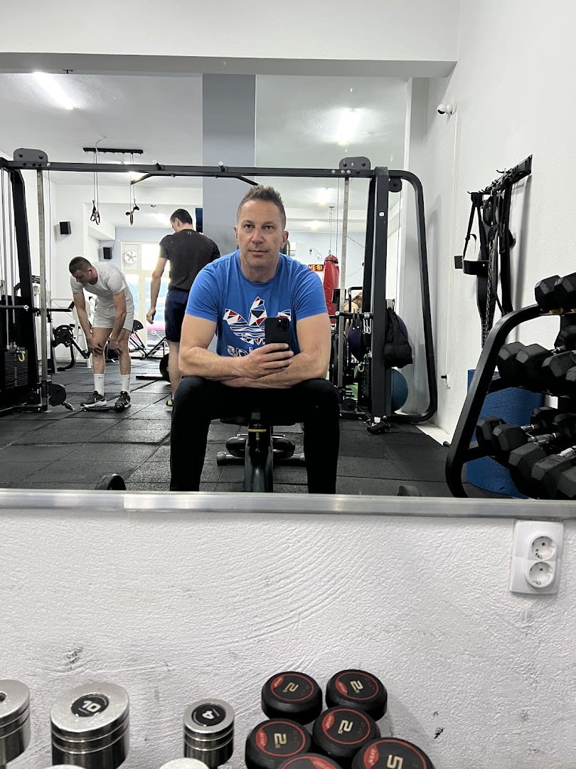 B'86 Gym photo 2