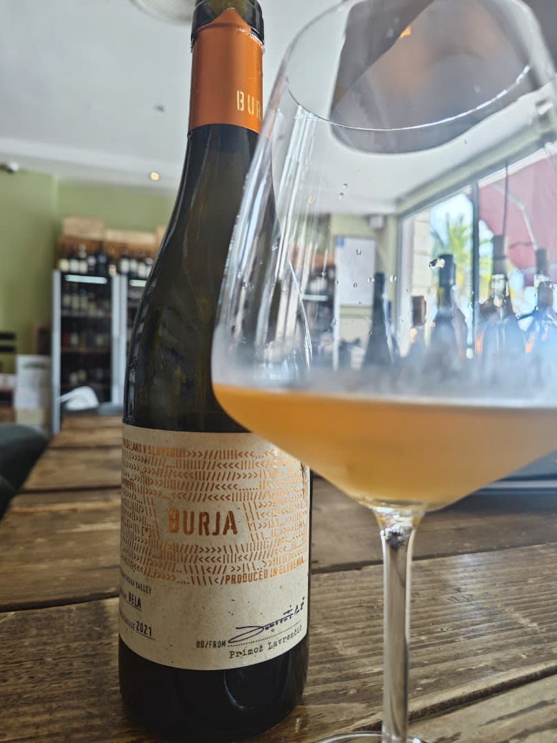 Crush Winebar photo 1