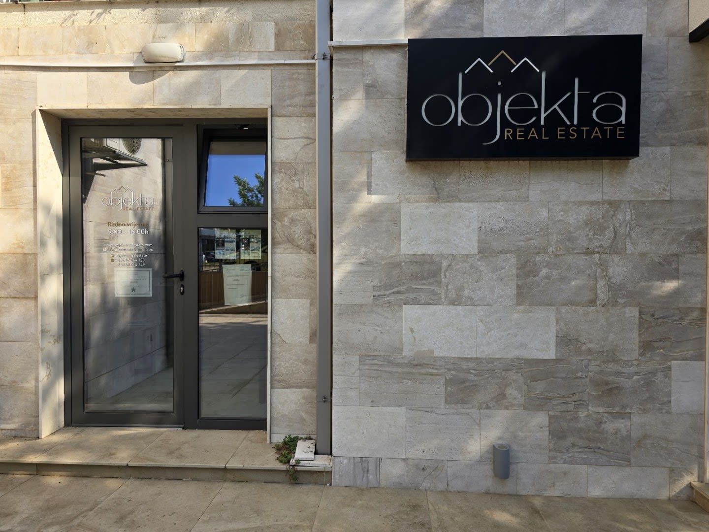 Objekta Real Estate photo 2