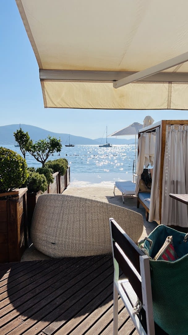 La Roche Beach Club photo 3