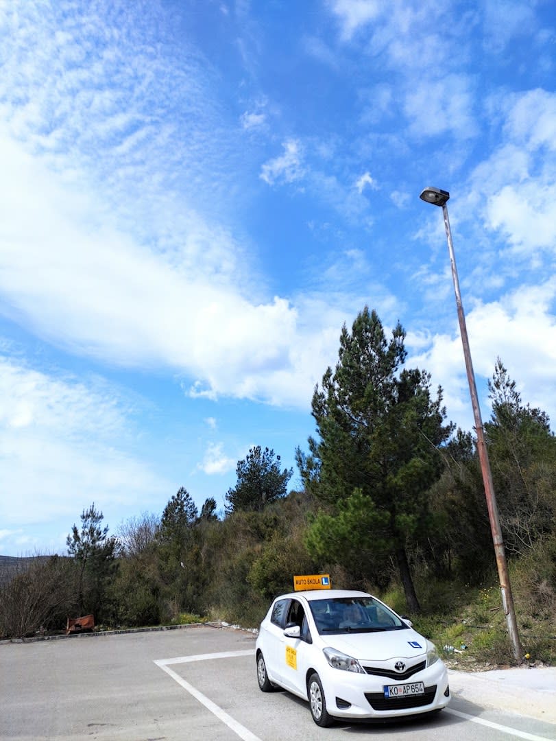 Fleš Driving School photo 1
