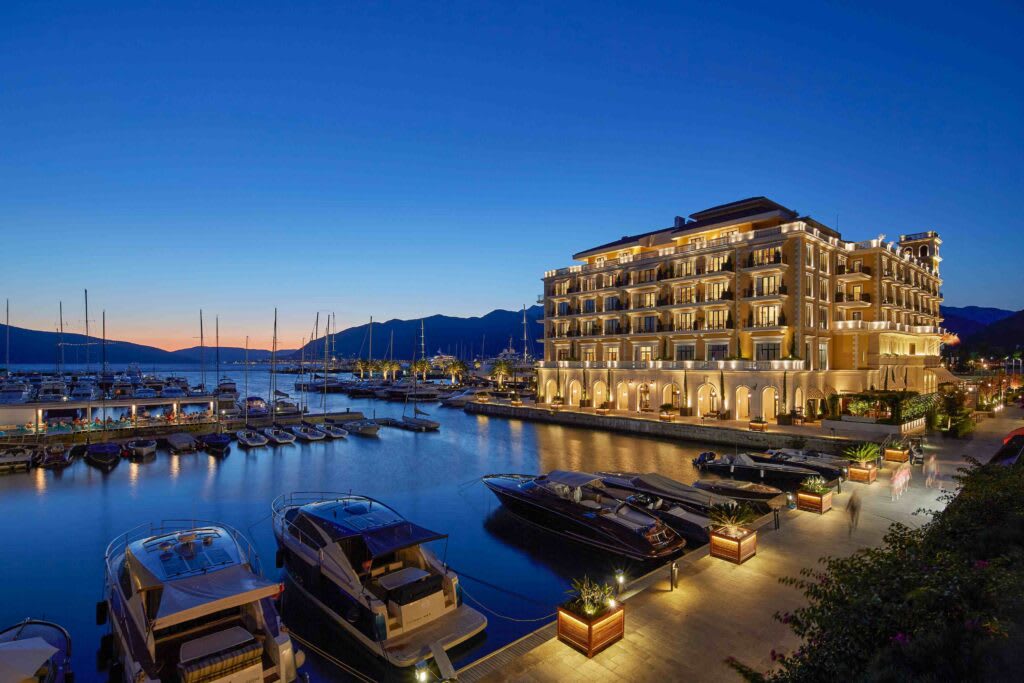 Monte Yachting photo 2