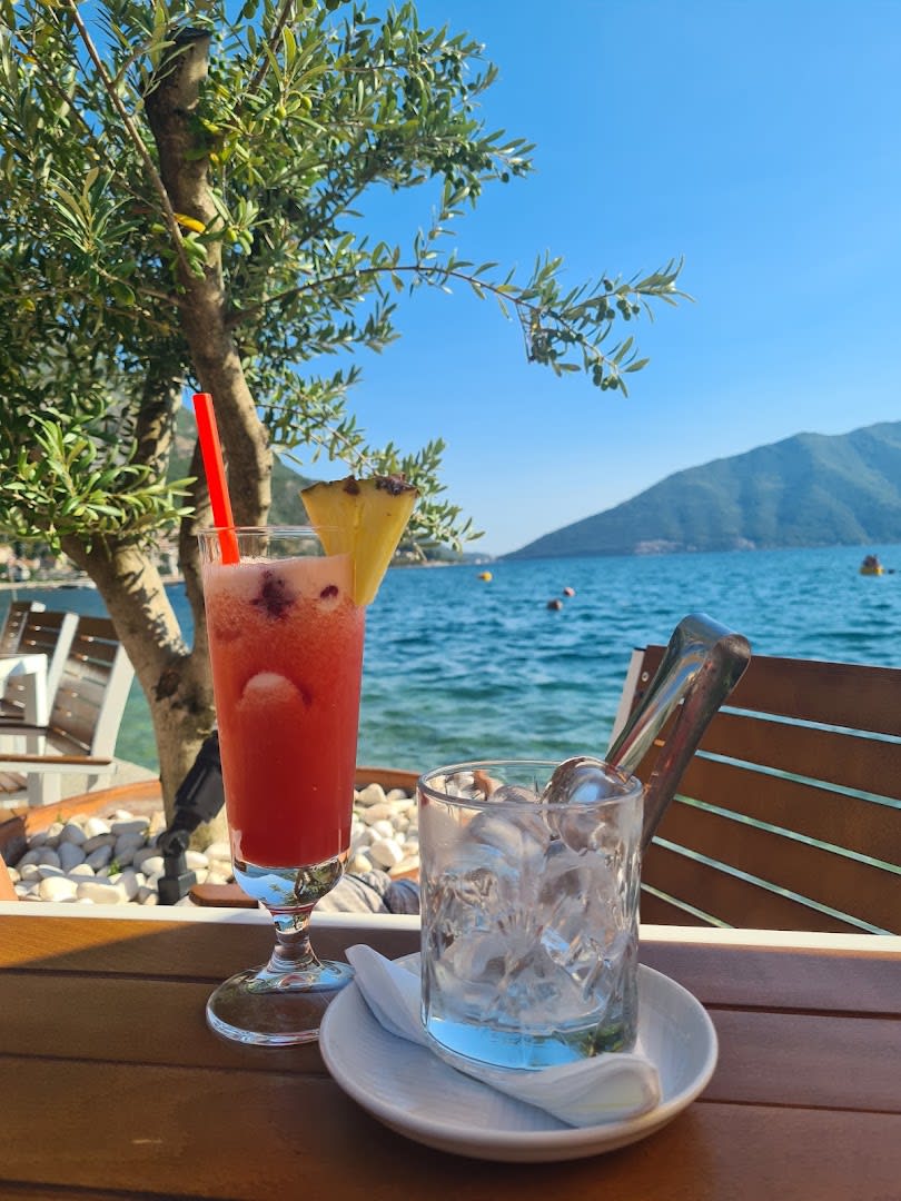Caffe Bar & Restaurant Ponta Risan photo 3