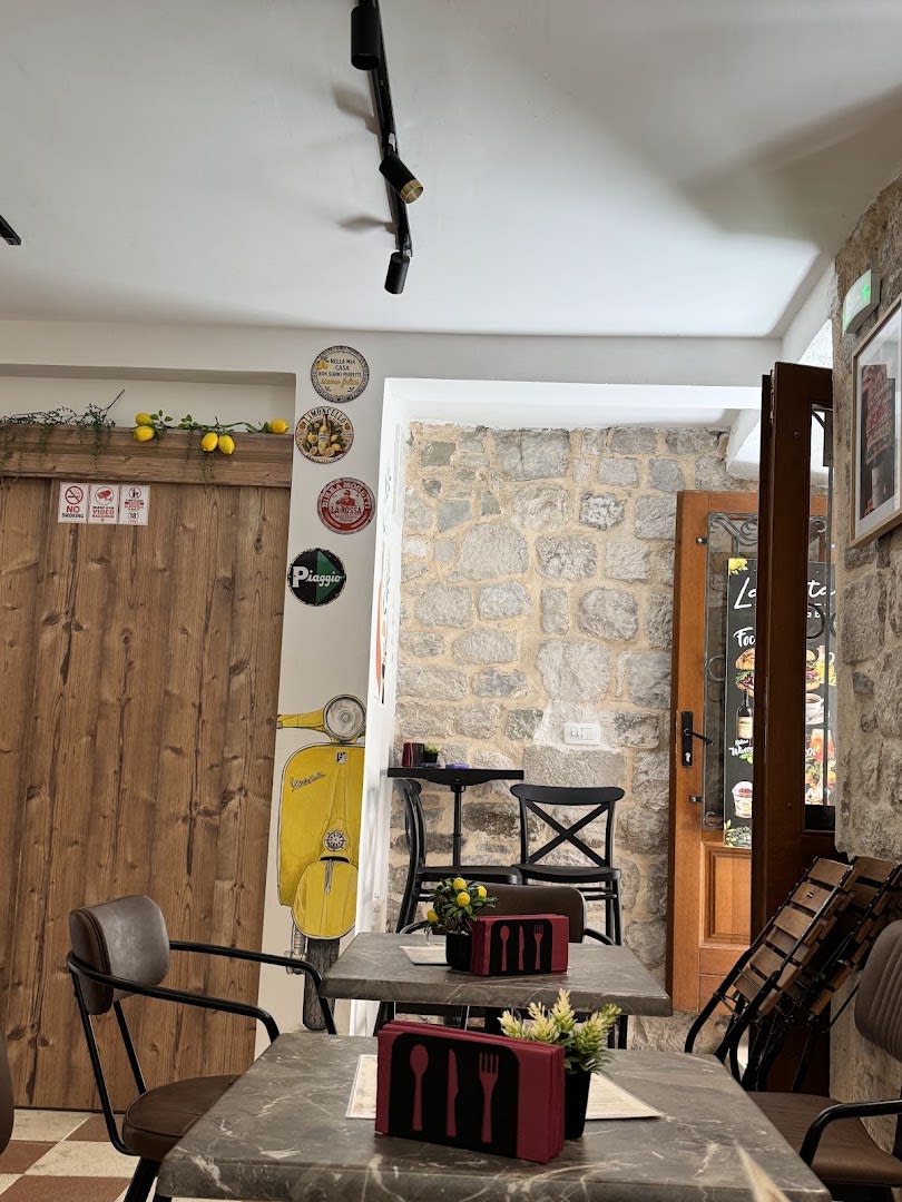 La Rotta - Focaccia Bar photo 4