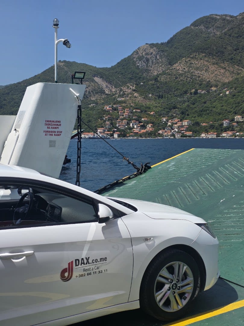 DAX Rent A Car Tivat photo 4