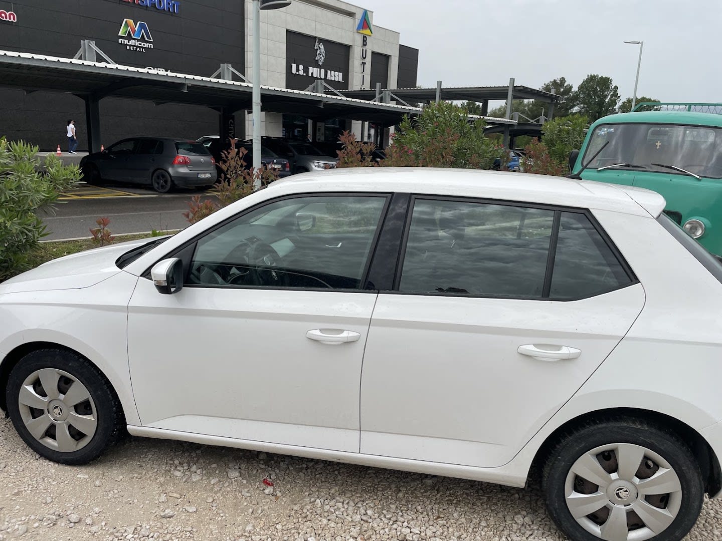 Montenegrocar - Rent a Car Tivat photo 3