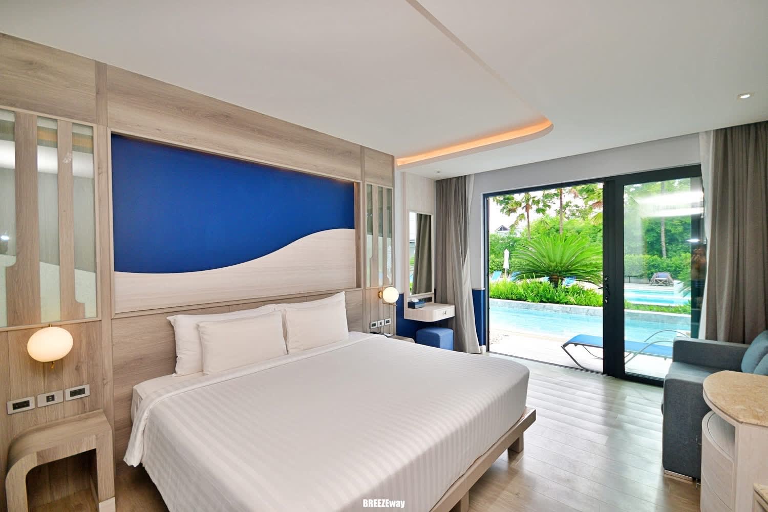 Seabed Grand Hotel Phuket photo 2