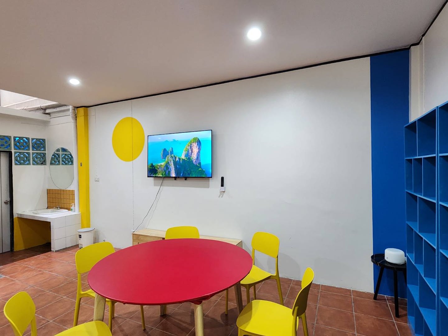 RYB Hostel Phuket photo 4