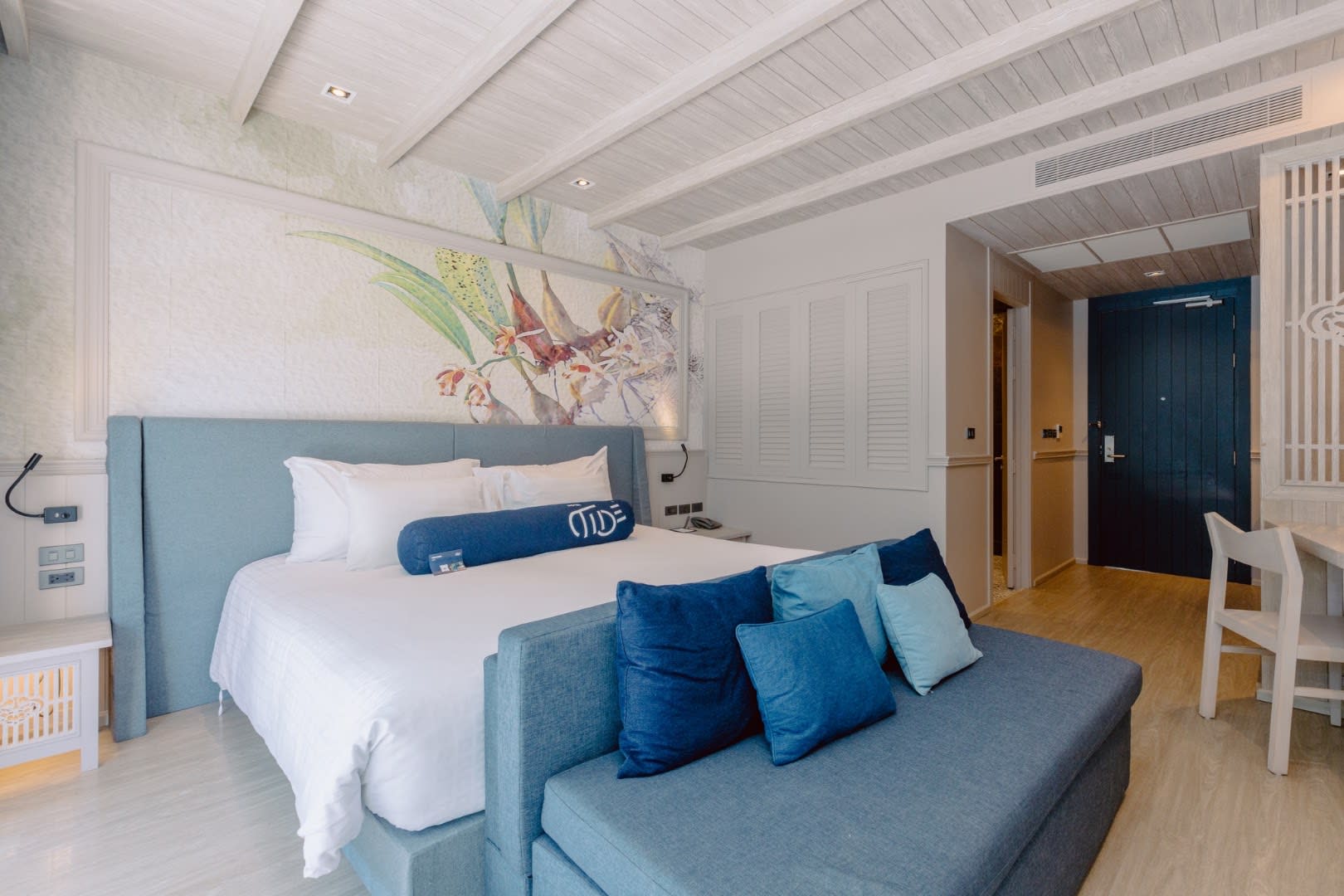 Hotel Tide Phuket photo 2