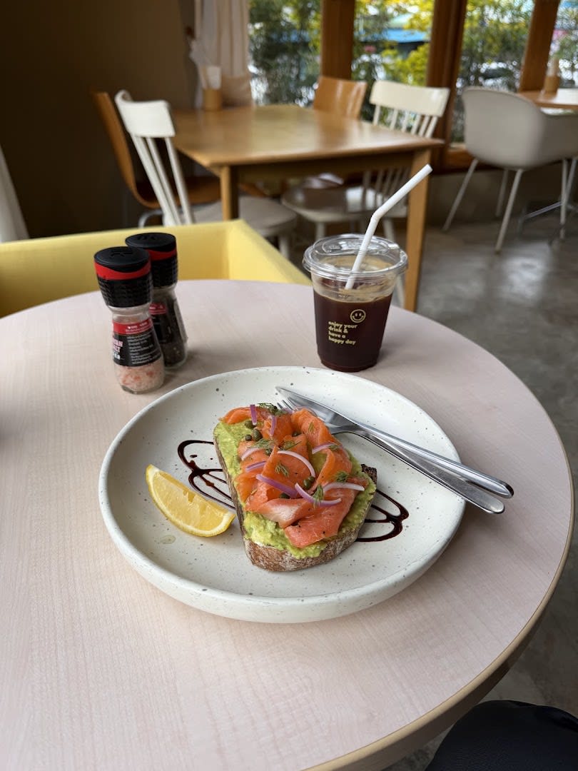 The Shelter Coffee Phuket photo 4