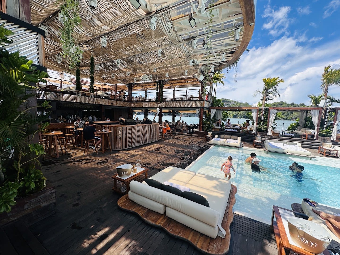 Yona Beach Club photo 2